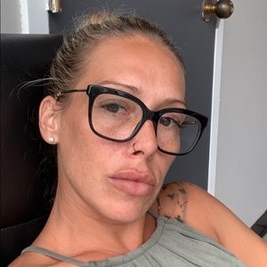 Meet your Posher, Brie